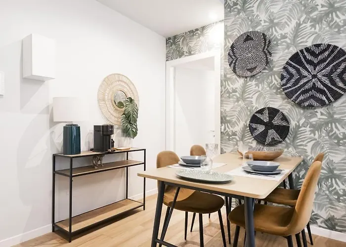 Easylife - - Achille Zezon 8 - Apartament *