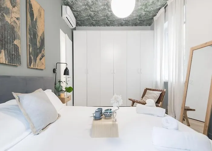 Easylife - - Achille Zezon 8 - * Mediolan