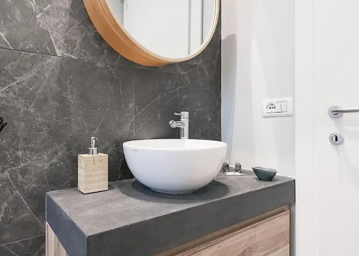 Apartament Easylife - - Achille Zezon 8 - *